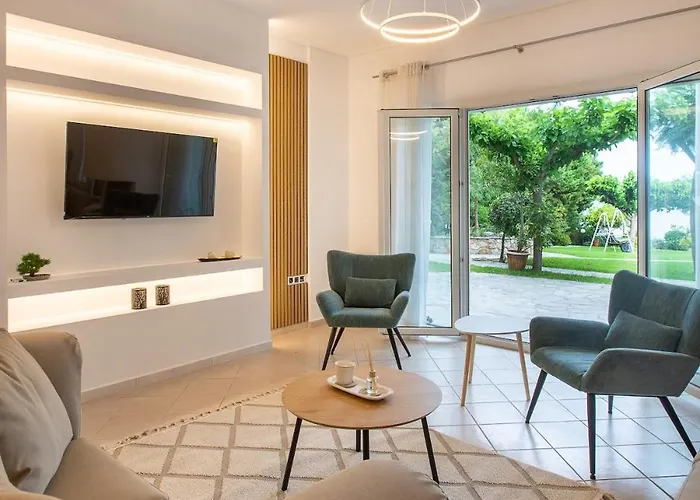 Garden' S Villa Agioi Theodoroi (Corinthia)